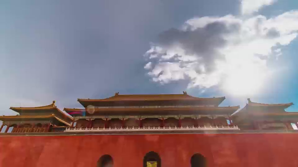 加载视频：
